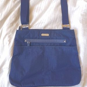 Bagallini crossbody anti theft travel bag